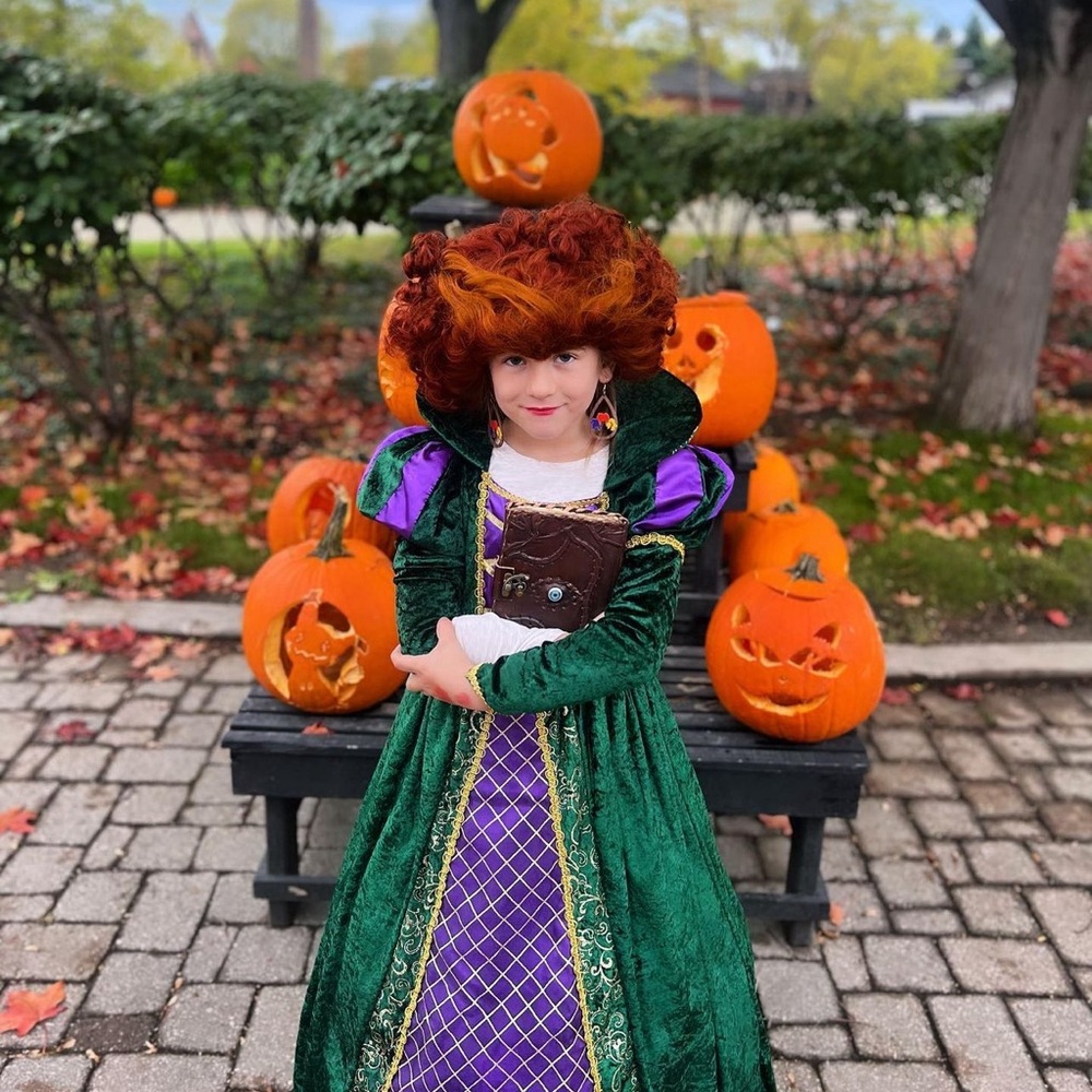 Kids Hocus Pocus Winifred Green and Purple Witch Costume with Orange Wig